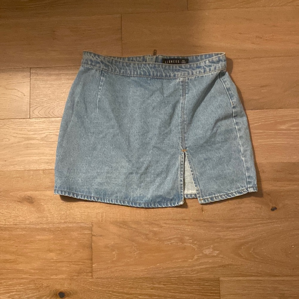 lioness denim skirt